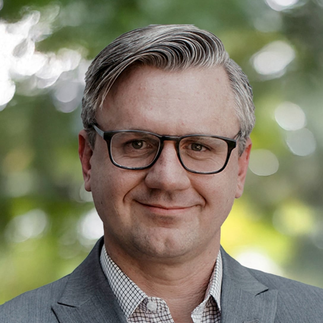 Headshot of Michael Simms.