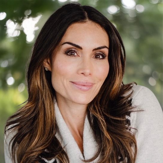 Headshot of Lauren Cisneros Campbell