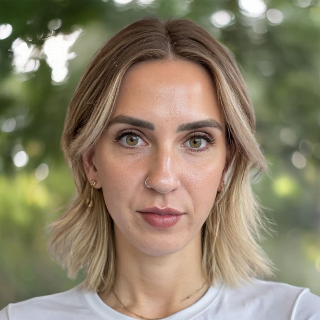 Headshot of Emily Drewniany